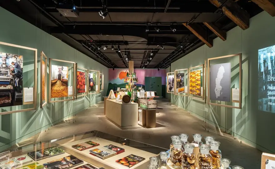 Spritmuseum Stockholm - Din guide till utställningar & besöket