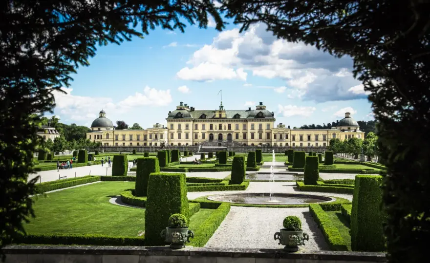Båt till Drottningholm - Din guide till en perfekt dag