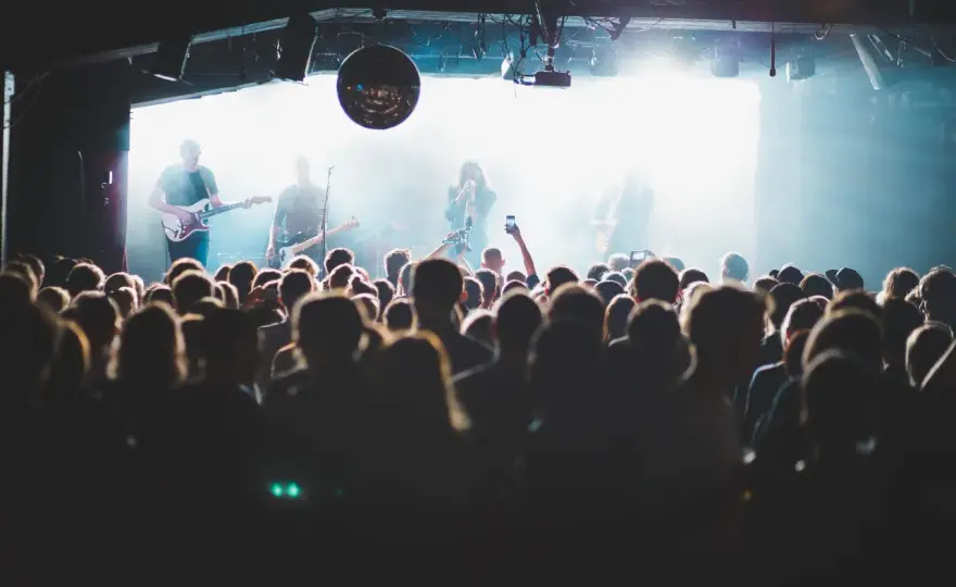 Gratis konserter i Sverige - så hittar du de bästa kvällarna