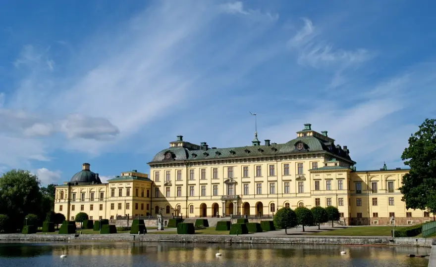 Drottningholms slott - Planera ditt besök för bästa upplevelsen